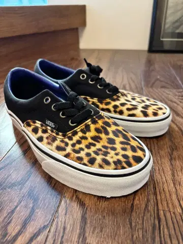 VANS 에라 레오파드 무늬 스니커즈