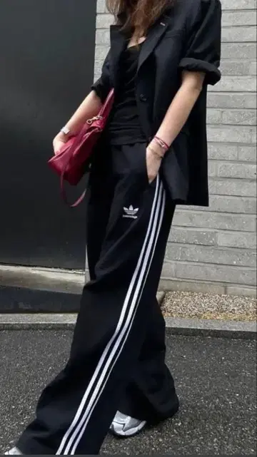 adidas originals 파이어버드 루즈 트랙 팬츠 블랙