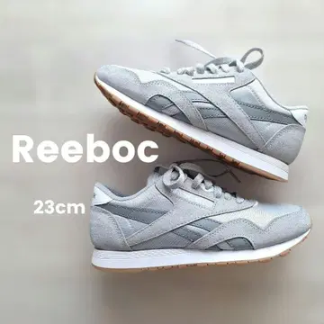 선착순 Used Reebok CLASSIC 여성용 스니커즈