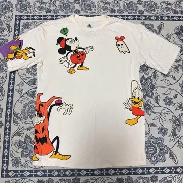 Disney 할로윈 T셔츠 XS 사이즈