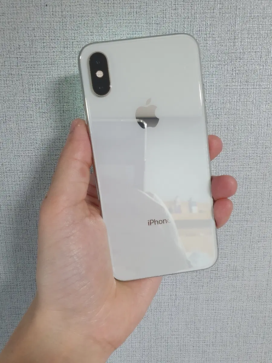 아이폰XS 256G 실버 배터리성능100%