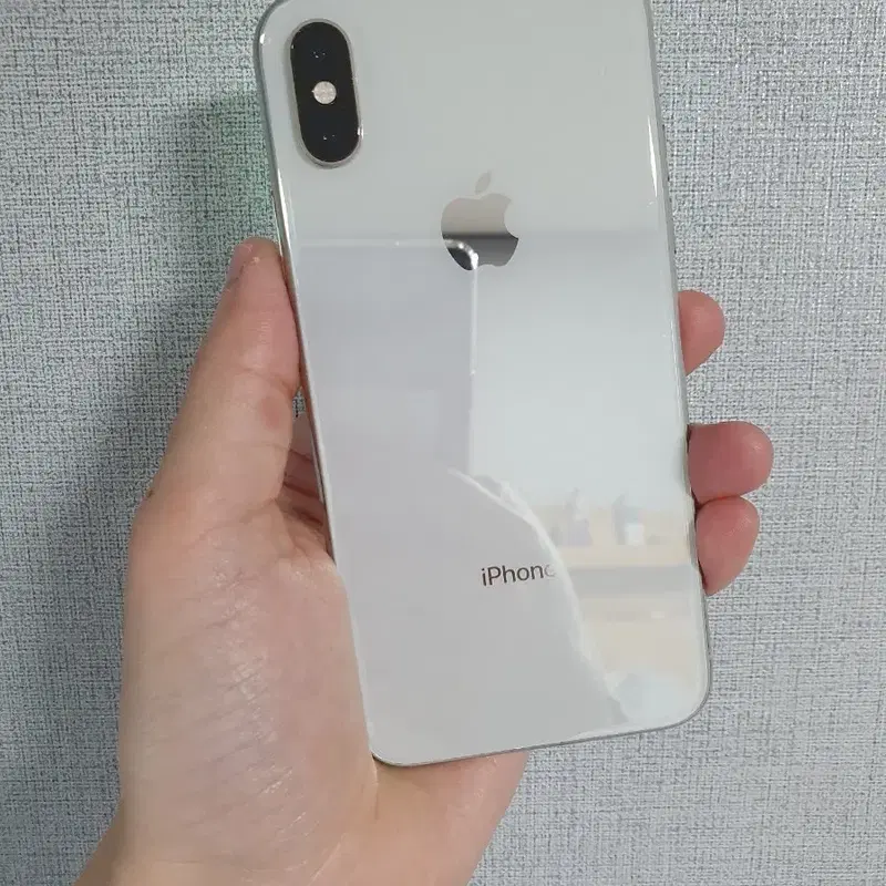 아이폰XS 256G 실버 배터리성능100%