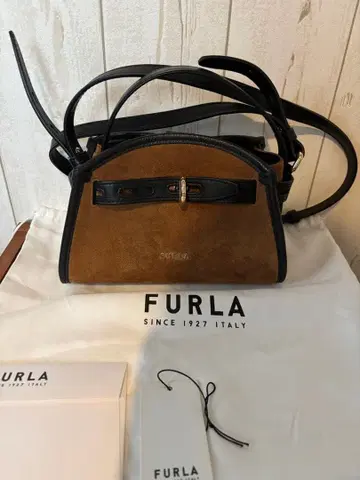 새상품급 FURLA 마르게리타 2WAY 핸드백 숄더백
