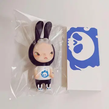 새상품급 sooyastudio skull 스컬 BAN 반 소프트 비닐
