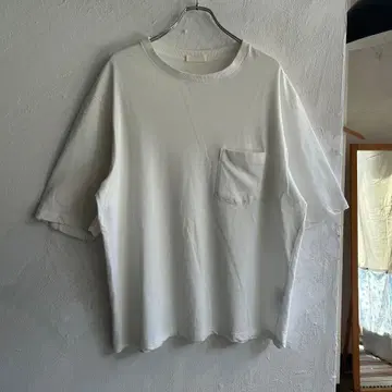 CONFECT 강염천축 크루넥 포켓 T셔츠 nest robe 화이트
