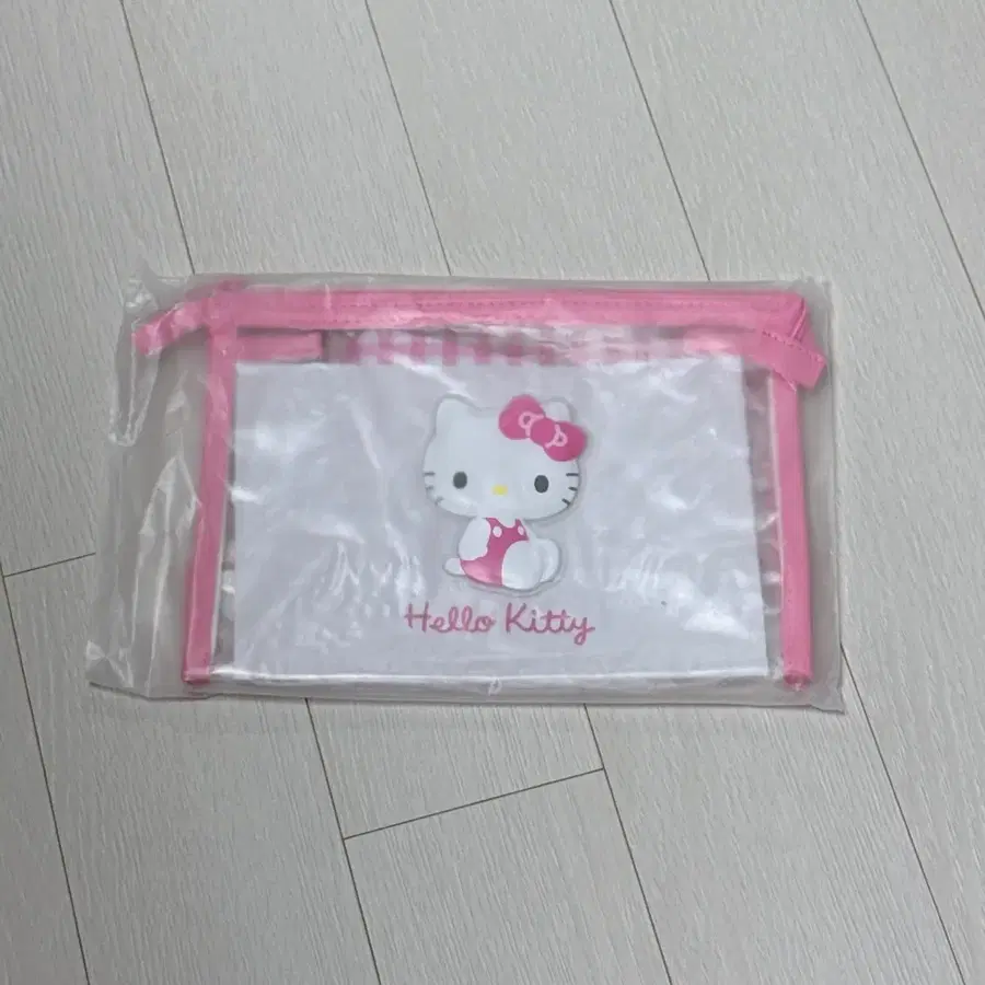 헬로키티 투명 파우치 핑크
