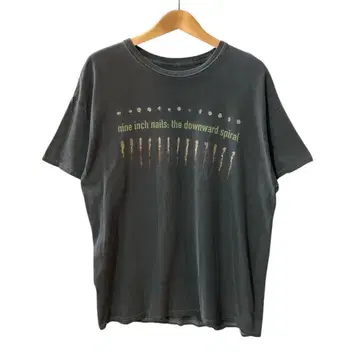 3510 NineInchNails NIN 나인인치네일즈 반T 흑먹색
