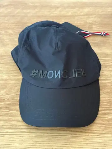 MONCLER 로고 캡 블랙