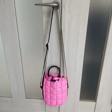 나이키 NSW 패플 타이니 토트