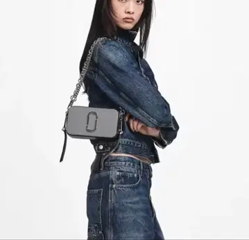 MARC JACOBS Snapshot 숄더백 새상품급