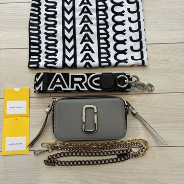 MARC JACOBS Snapshot 숄더백 새상품급