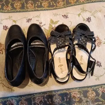 블랙 펌프스 블랙 샌들