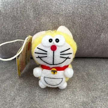 도라에몽 퐁퐁 마스코트 옐로우 컬러 도라에몽 레어