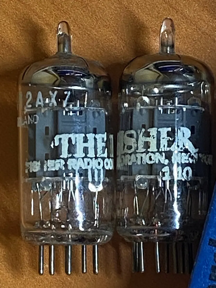 THE FISHER 12AX7 진공관 2개
