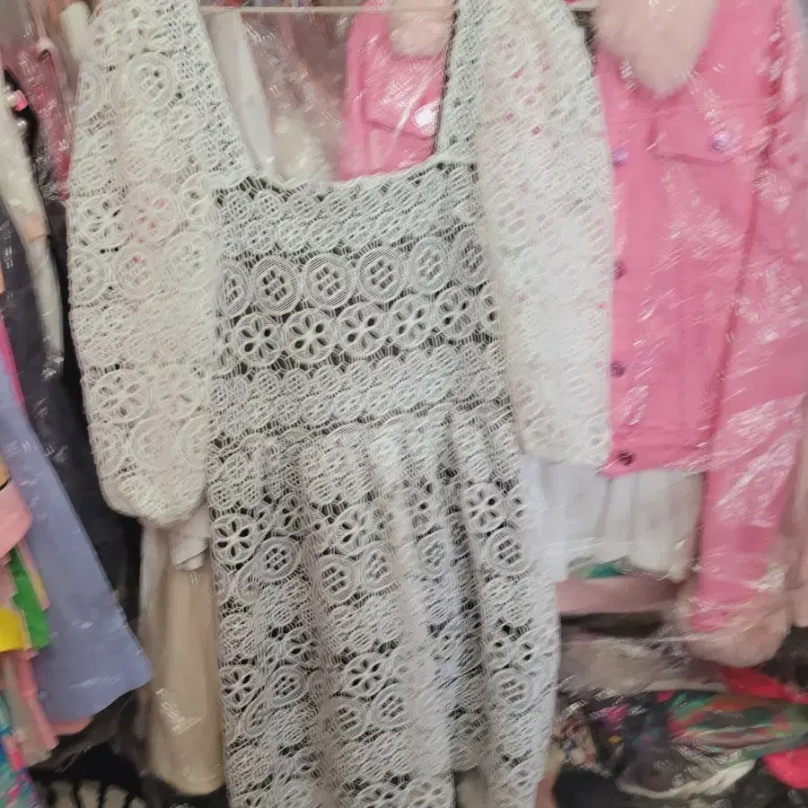 화이트 레이스 원피스 수입
