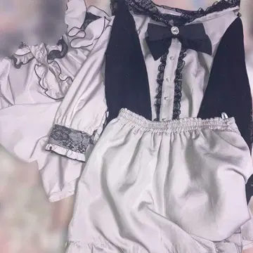 NOEMIE 레이스업 세일러 셋업 블라우스 묶음 판매 당일 발송
