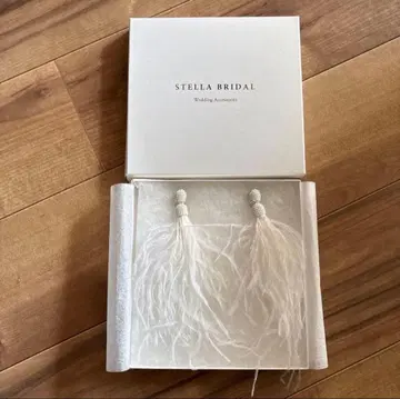 STELLA BRIDAL 페더 귀찌