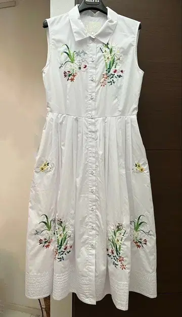 체스티 꽃 자수 원피스