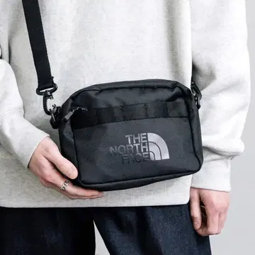 THE NORTH FACE 화이트 라벨 로고 크로스백(BLACK )
