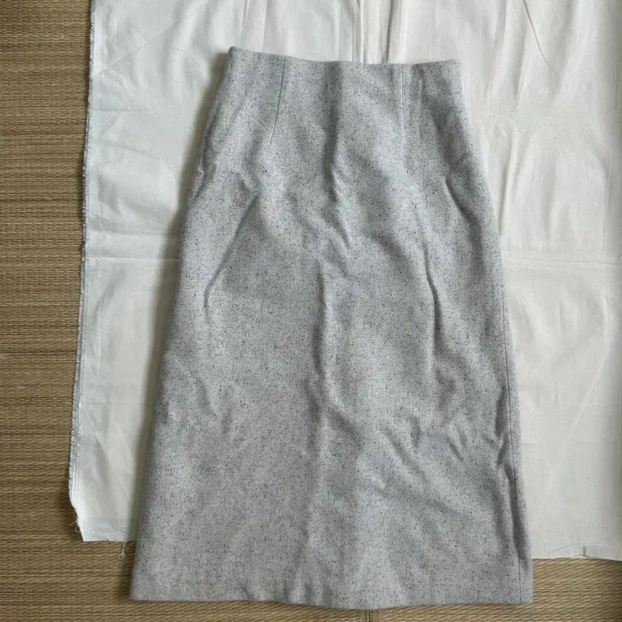 vintage. pierre cardin skirt