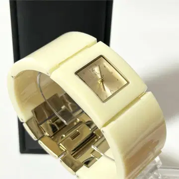 FURLA 훌라 QZ 쿼츠 베이지 골드 다이얼 여성용 손목시계