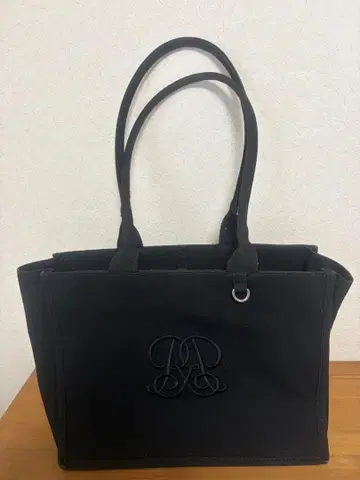 rienda 로고 자수 토트백 블랙