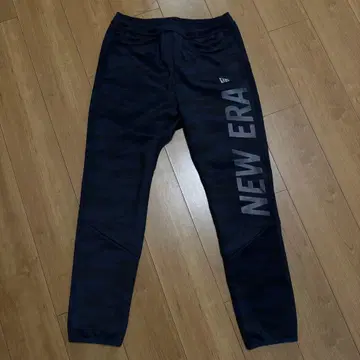 NEW ERA 뉴에라 저리 팬츠 M 카모플라주 카모플라쥬 트랙 팬츠
