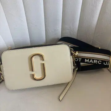 MARC JACOBS 숄더백 화이트