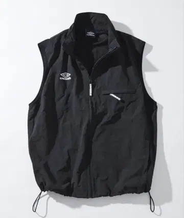 UMBRO FREAK'S STORE 별주 나일론 풀 집업 베스트