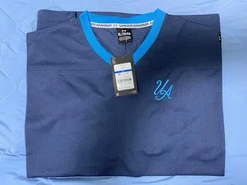 새상품 UNDER ARMOUR 메쉬 T셔츠 LL사이즈