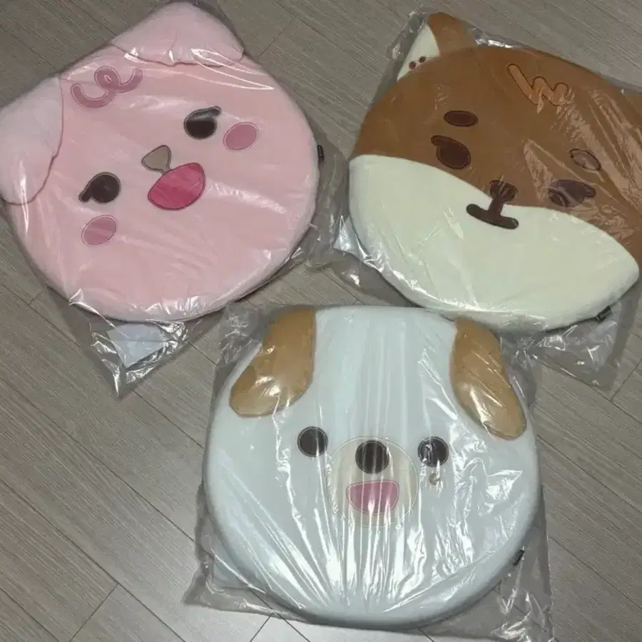 데니멀즈 쁘띠멀즈 방석 필 케 돈 원가양도 데이식스