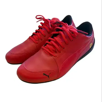 PUMA Ferrari 스니커즈 레드