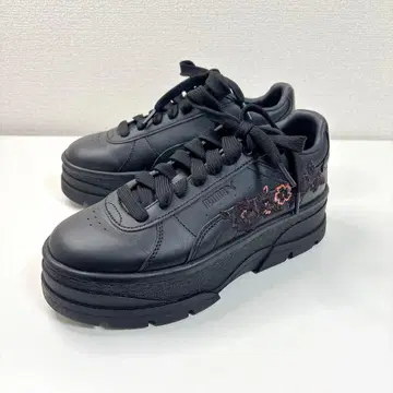 [새상품급] PUMA RIVO EMB 리보 우먼 블랙 24cm