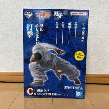 제일복권 격투왕 바키 C상 구지 카츠미 MASTERLISE 피규어