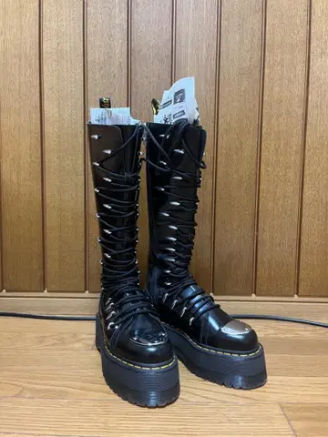 Dr Martens 1B60 LTT MAX 통굽 지퍼