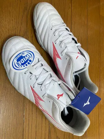 미사용 새상품 미즈노 모나르시다 NEO3 26.0 축구 트레이닝 슈즈