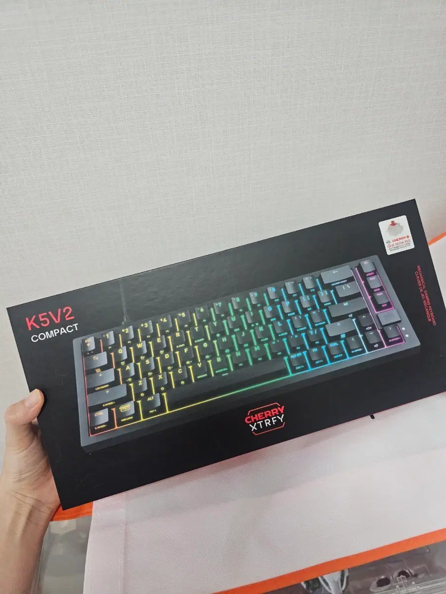 체리 XTRFY K5V2 컴팩트 키보드 블랙 미개봉