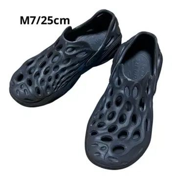 머렐 하이드로넥스트젠 모크 25cm US7 블랙 샌들
