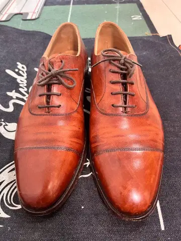 크로켓 앤 존스 CONNAUGHT 8.5E