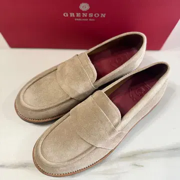 GRENSON 스웨이드 로퍼 베이지