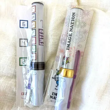 [ 주말 한정판 가격 인하 ] Travis Japan 킹블 응원봉 2개 세트