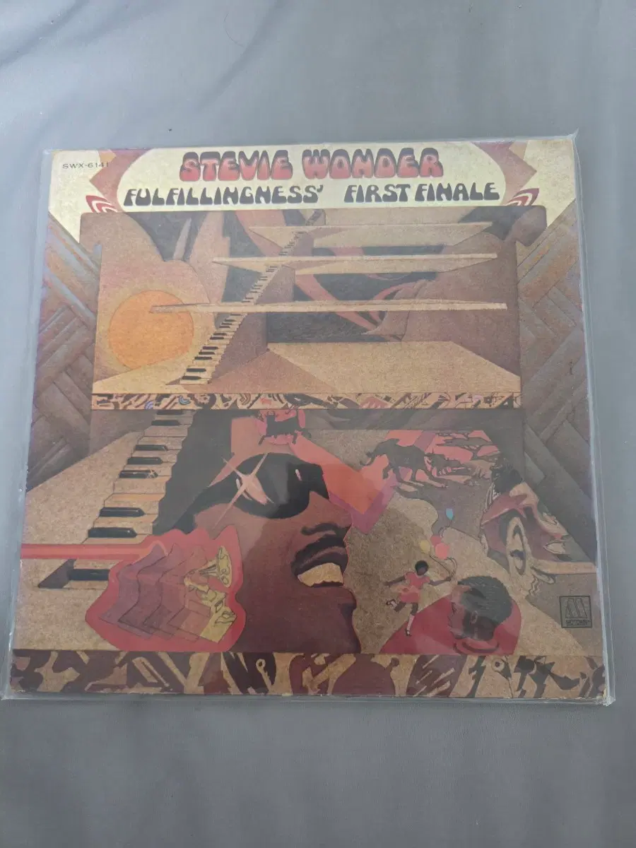 스티비 원더 Fulfillingness First Finale LP 일본반 (SWX-6141)
