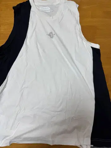 크로노스 탱크탑 화이트 CRONOS
