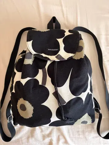 마리메꼬 marimekko 우니코 패턴 럭색 백팩