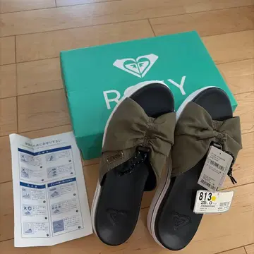 ROXY 카키색 통굽 샌들 25cm 택 포함 새상품 6050엔
