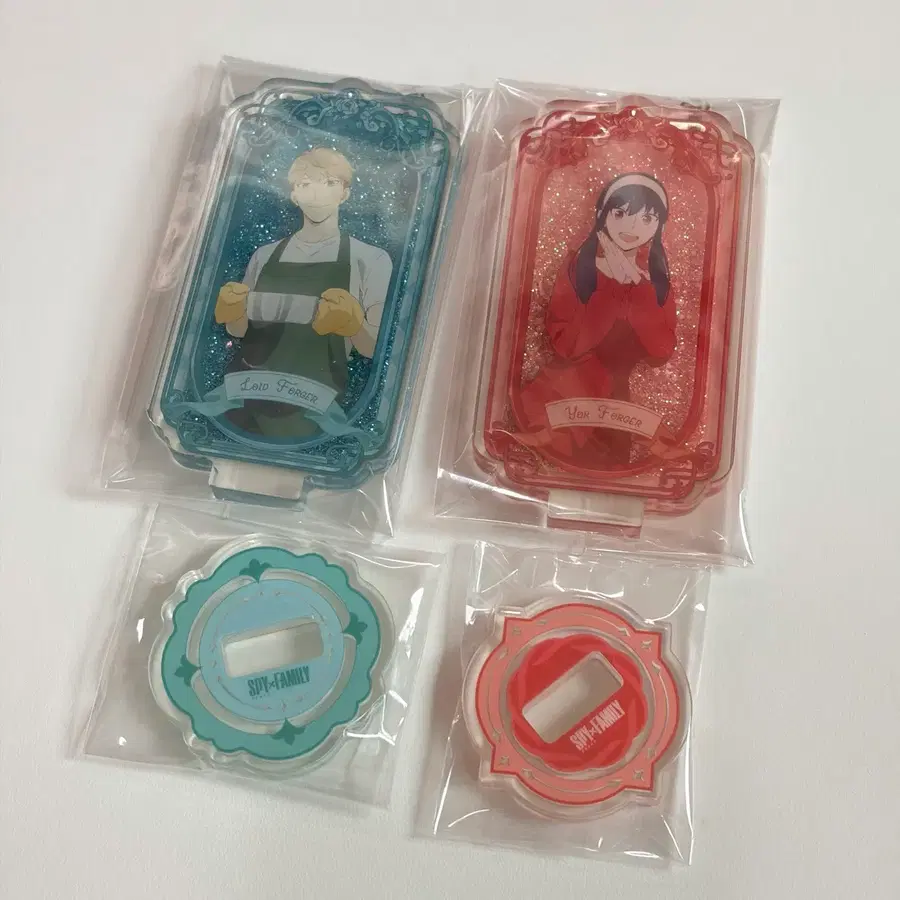 스파이패밀리 아크릴 스탠드 로이드 요르