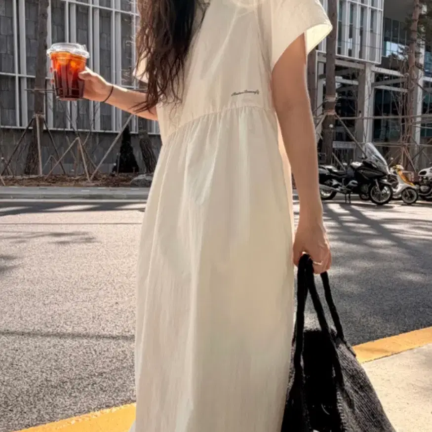 (새상품, 택포) 아뜰리에러브송 소프트 슬래쉬 원피스