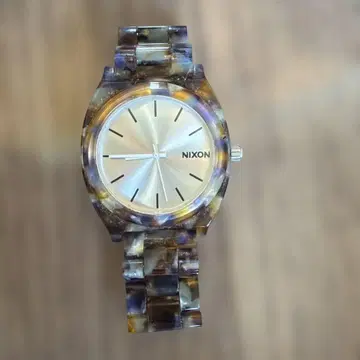 S720.18 NIXON 손목시계