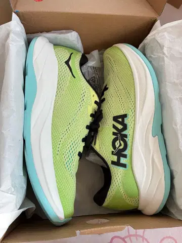 [ 미사용 새상품 ] HOKA RINCON 4 28cm