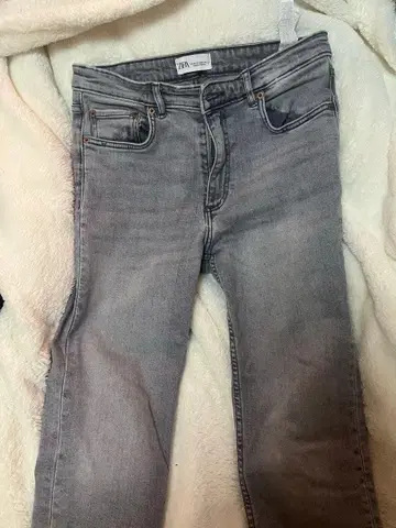 ZARA 스키니 데님 그레이 EUR38